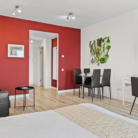 Aquarius: Upscale Flat In The Heart Of Bucharest! Διαμέρισμα Εξωτερικό φωτογραφία