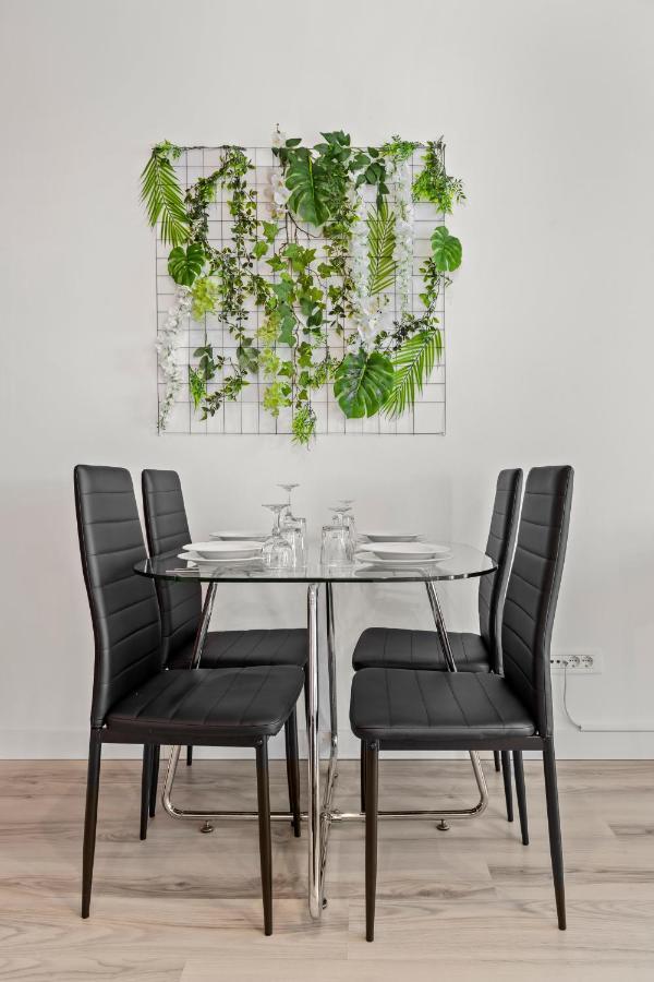 Aquarius: Upscale Flat In The Heart Of Bucharest! Διαμέρισμα Εξωτερικό φωτογραφία